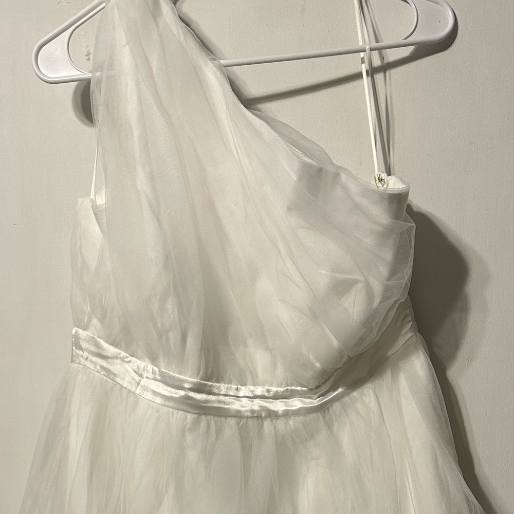 White one shoulder dress